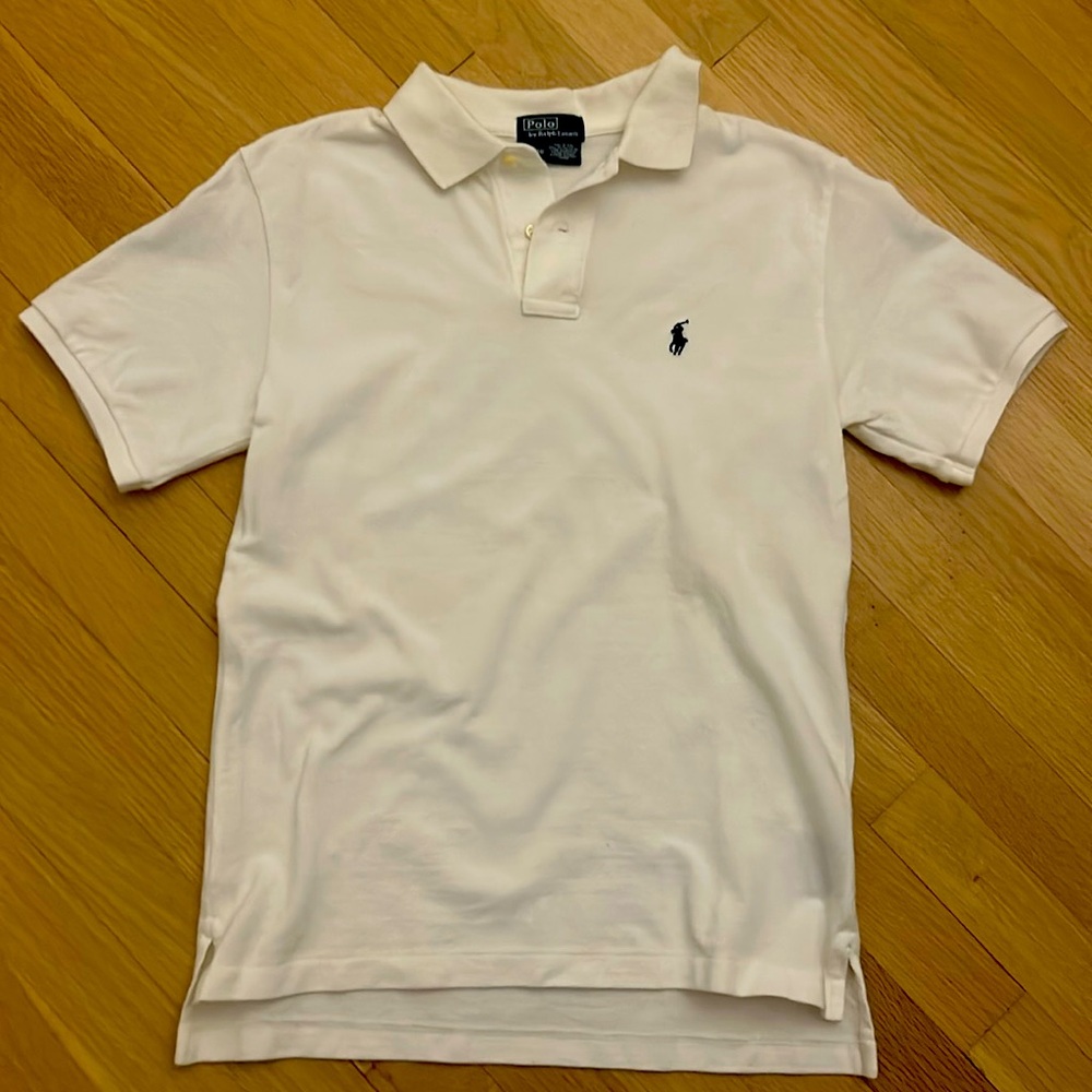 White polo t shirts 100% Cotten medium sized